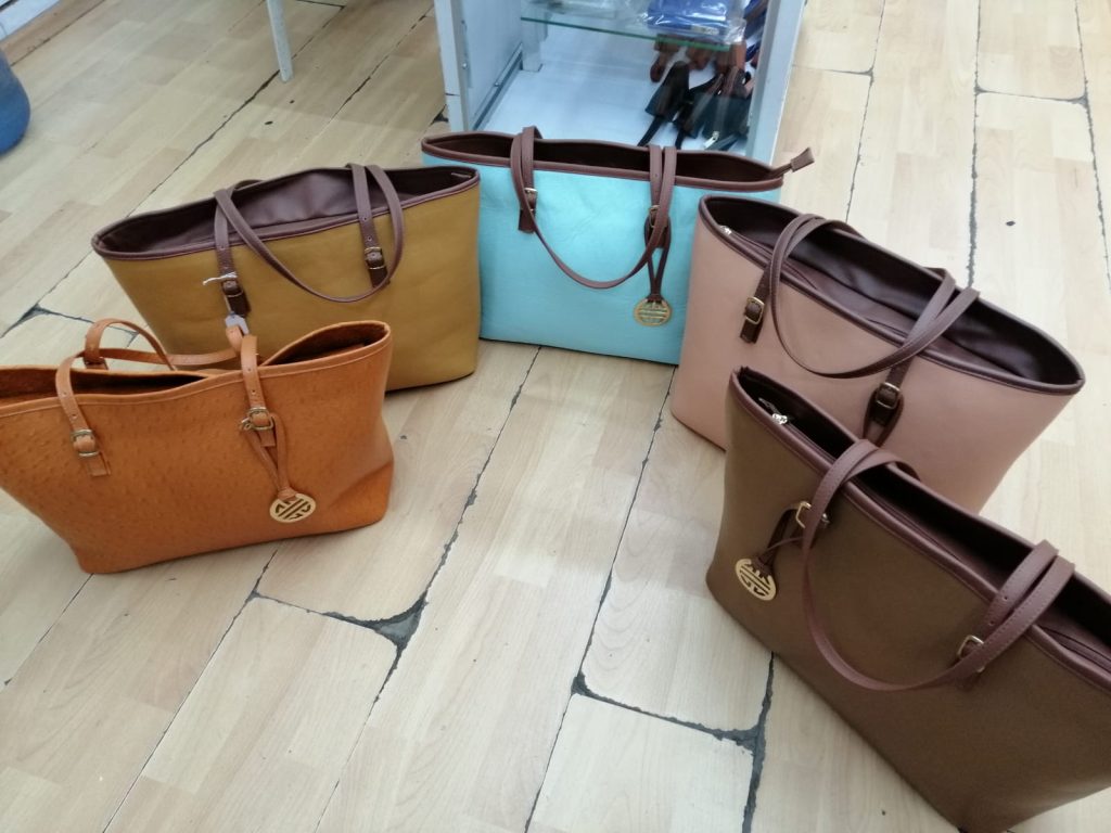 BLUA BOLSAS DE MAYOREO