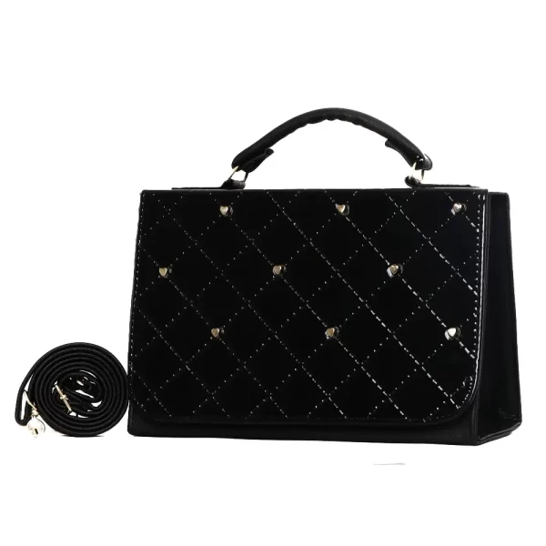 bolsa pequeña en negro